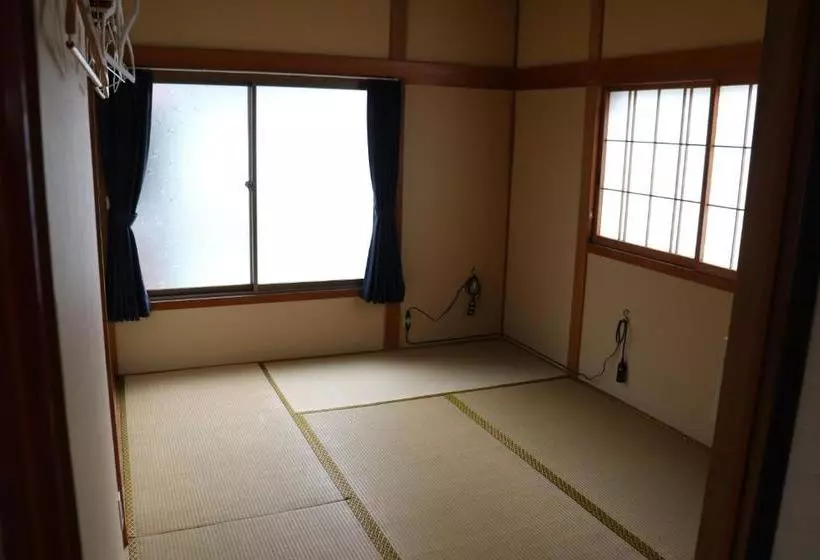 Majatalo Guesthouse Oyado Iizaka