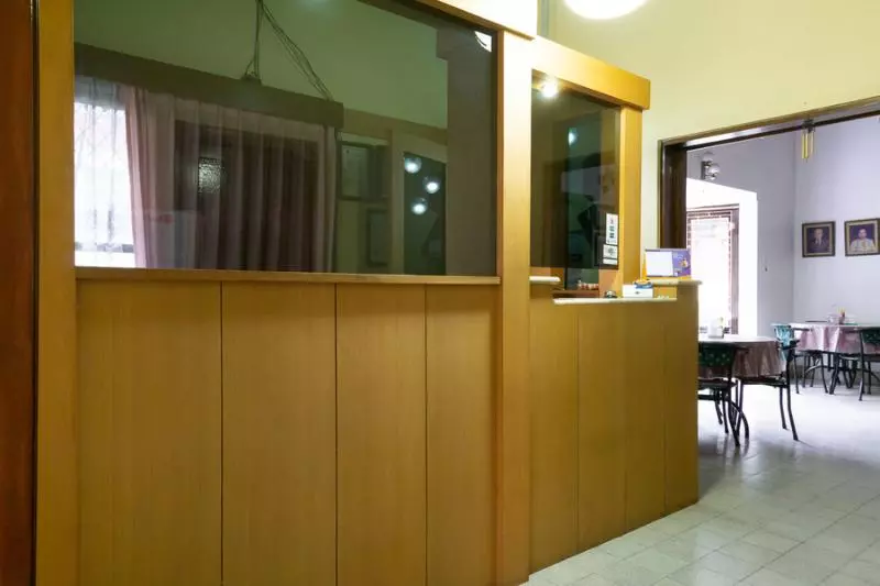 ペンション Reddoorz Plus Near Brawijaya Museum
