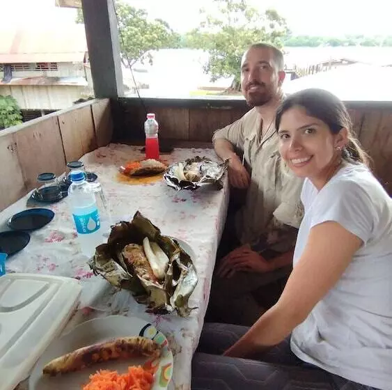 Retkeilymaja Hospedaje Y Tours Reina Arriera Amazonas Colombia