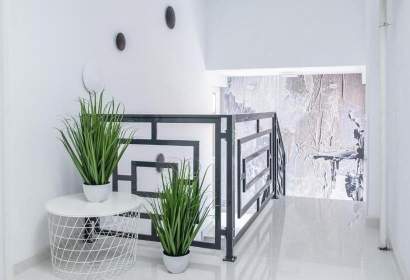 West Residence Apartments