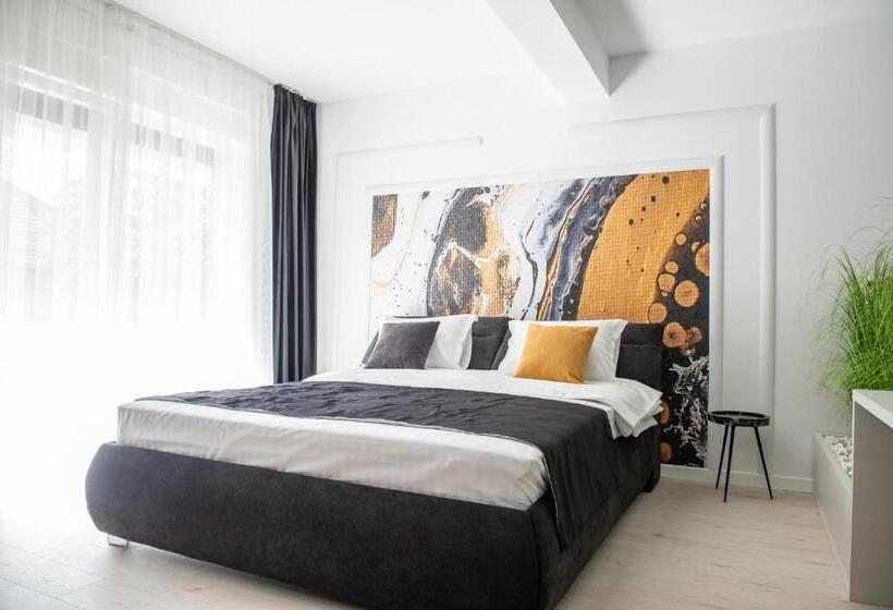 West Residence Apartments