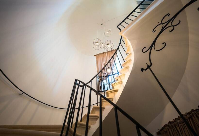 تختخواب و صبحانه Borgo Cozzana