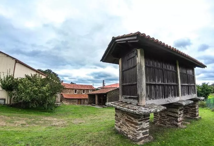 هتل O Pozo