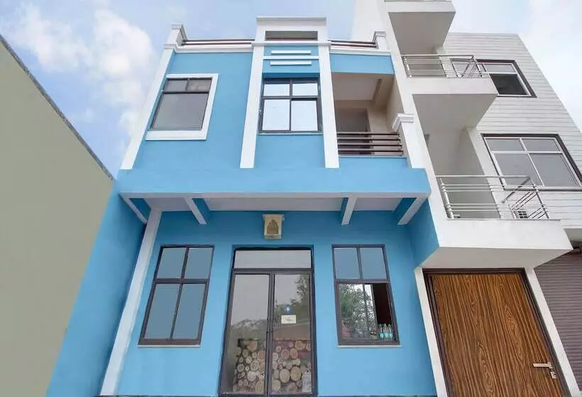 ホテル Spot On 41126 Shri Krishankripa Guest House