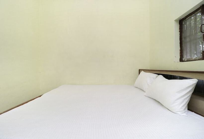 ホテル Spot On 41126 Shri Krishankripa Guest House