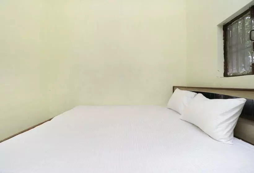 ホテル Spot On 41126 Shri Krishankripa Guest House