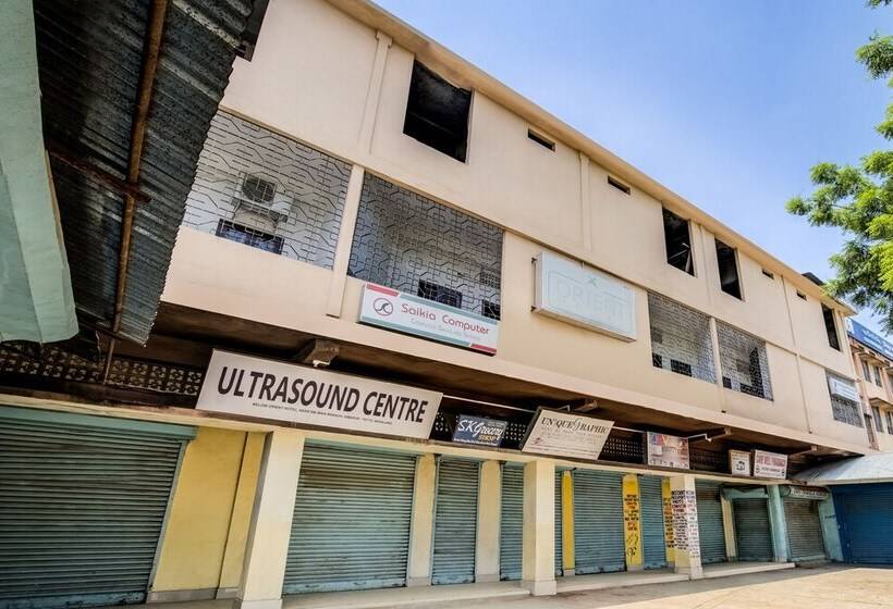 Spot On 38199 Hotel Orient