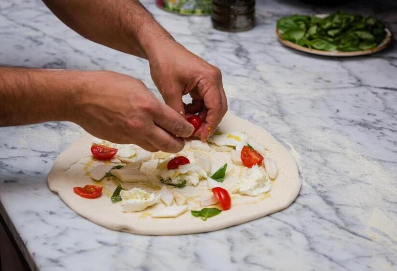 360 Grad Hotel & Bar