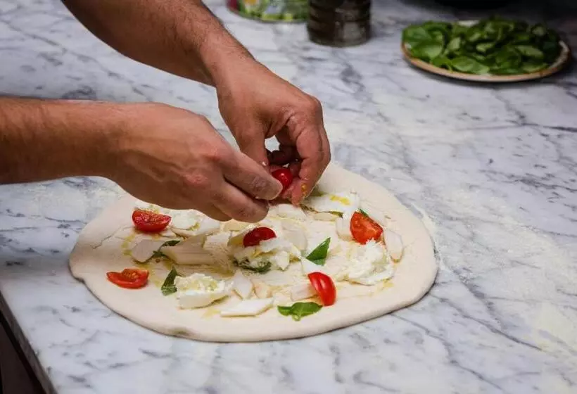 360 Grad Hotel & Bar