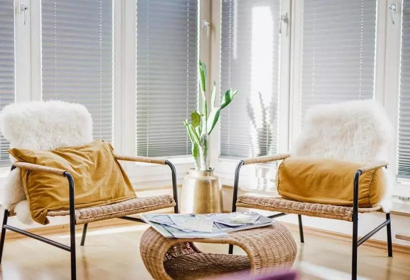 360 Grad Hotel & Bar