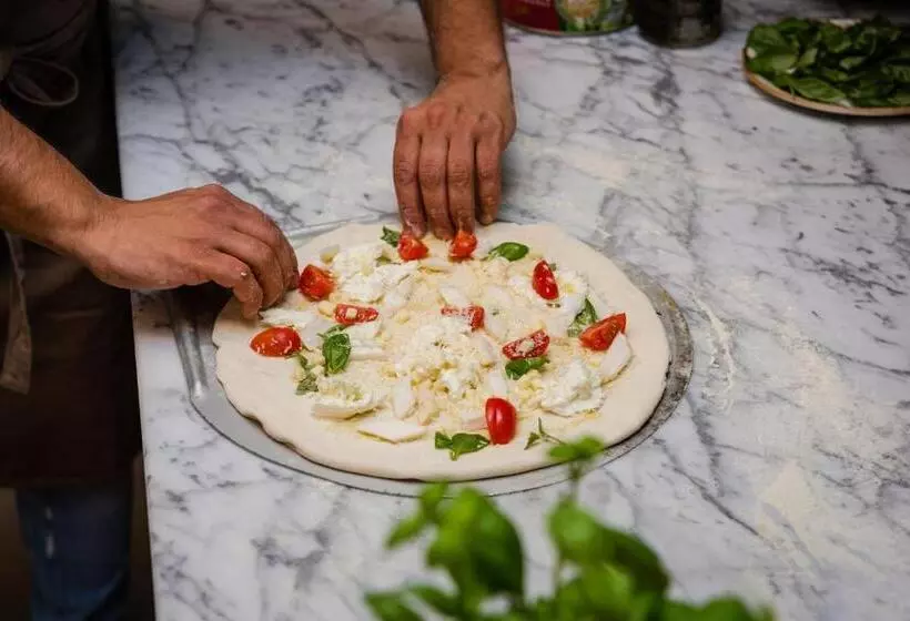 360 Grad Hotel & Bar