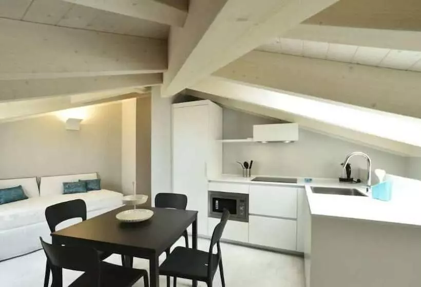 Boutique Hotel De La Ville