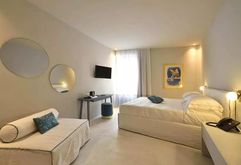 Boutique Hotel De La Ville