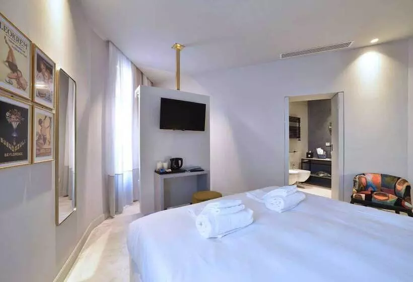 Boutique Hotel De La Ville