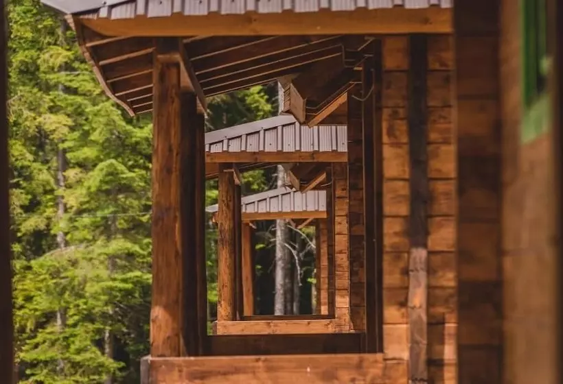 هتل Jela Natural Resort