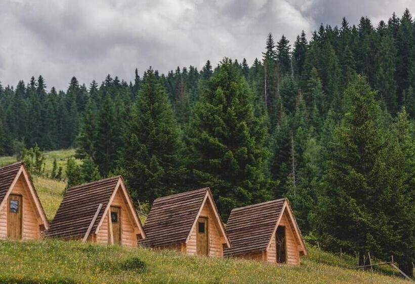 هتل Jela Natural Resort