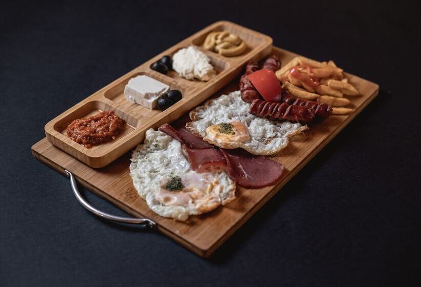 هتل Jela Natural Resort