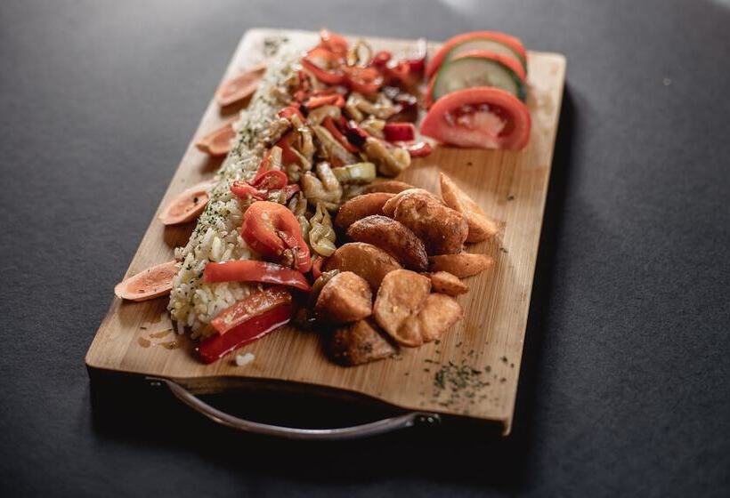 هتل Jela Natural Resort