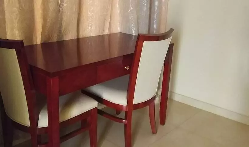 هتل Rafiki  Hoima