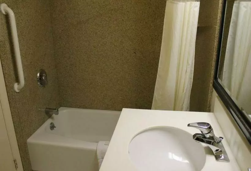 فندق Budget Inn   Farmington