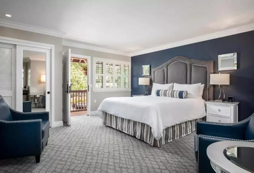 酒店 Candle Light Inn