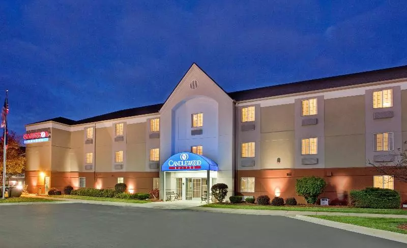 호텔 Candlewood Suites Rockford, An Ihg