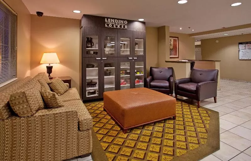 호텔 Candlewood Suites Rockford, An Ihg