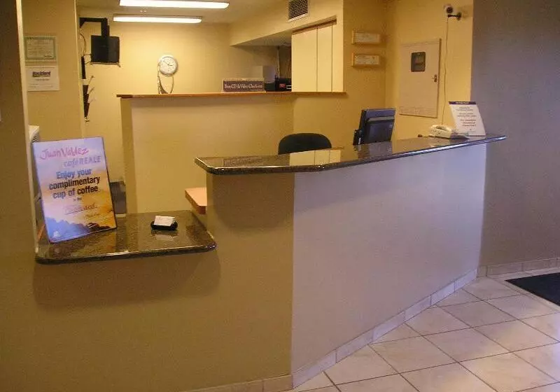 호텔 Candlewood Suites Rockford, An Ihg