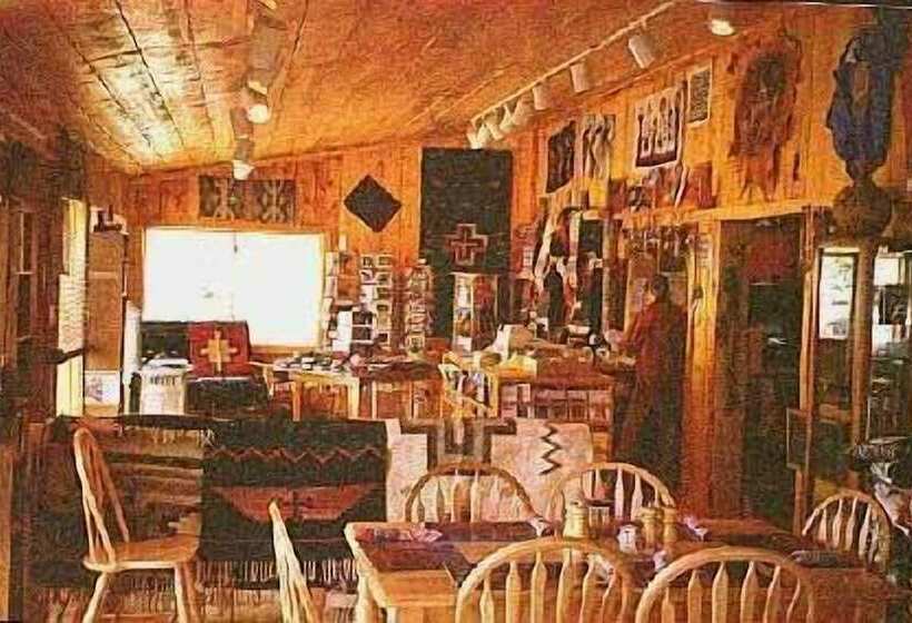 ホテル Capitol Reef Inn & Cafe