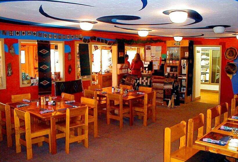 ホテル Capitol Reef Inn & Cafe