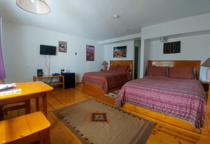 ホテル Capitol Reef Inn & Cafe