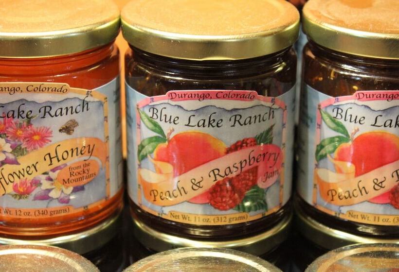 هتل Casa Blanca Inn And Suites