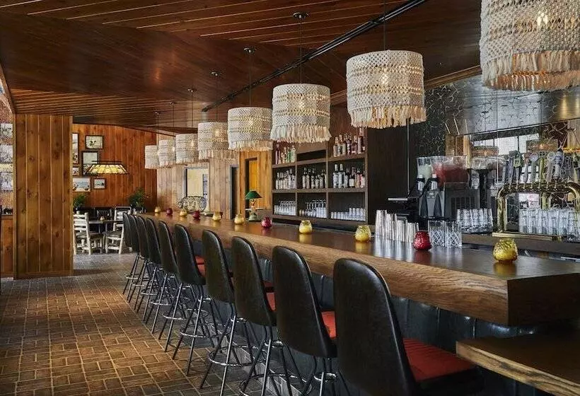 호텔 Graduate By Hilton Iowa City