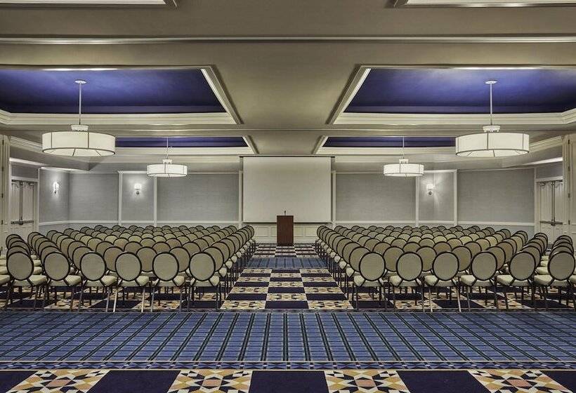 ホテル Graduate By Hilton Iowa City