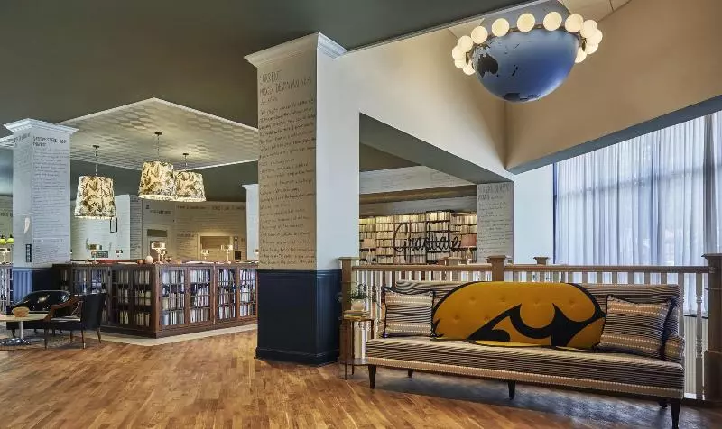 호텔 Graduate By Hilton Iowa City