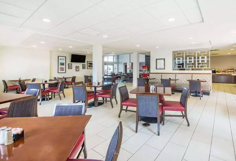 בית מלון כפרי Hawthorn Extended Stay By Wyndham El Paso