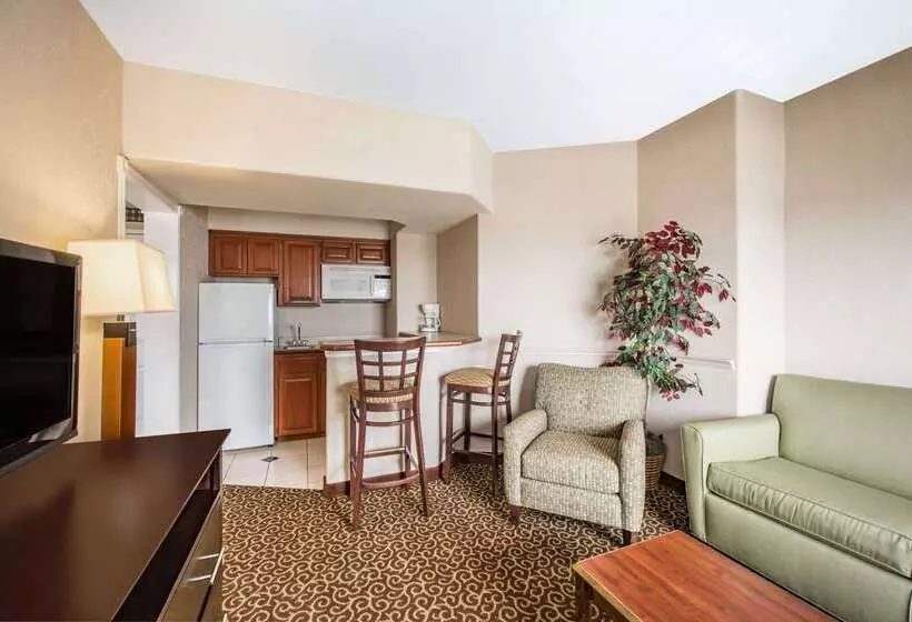 בית מלון כפרי Hawthorn Extended Stay By Wyndham El Paso