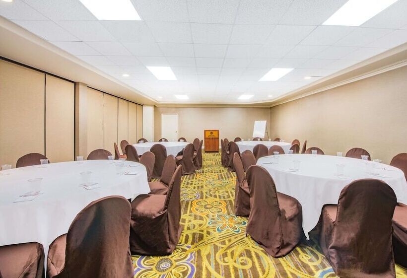 Hotel Hawthorn Extended Stay By Wyndham El Paso