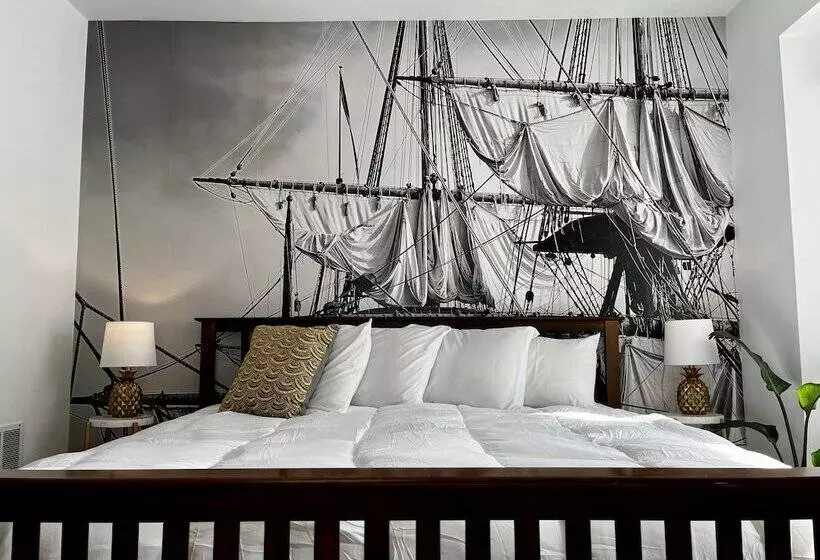 هتل Queen Anne S Revenge