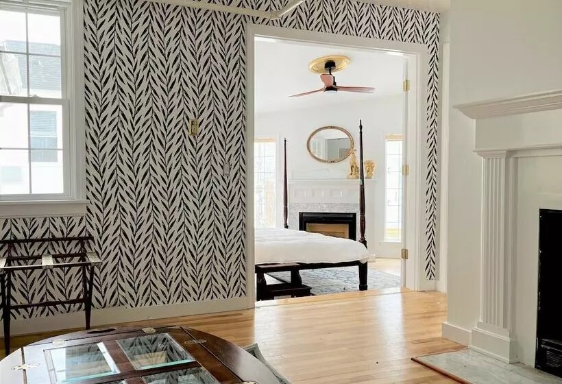 هتل Queen Anne S Revenge