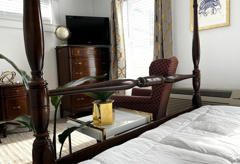 Отель Queen Anne S Revenge