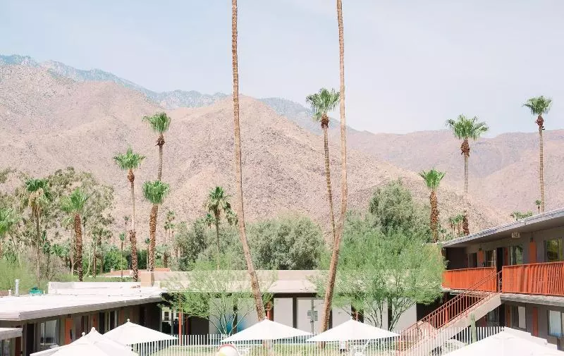 Отель The Skylark, A Palm Springs