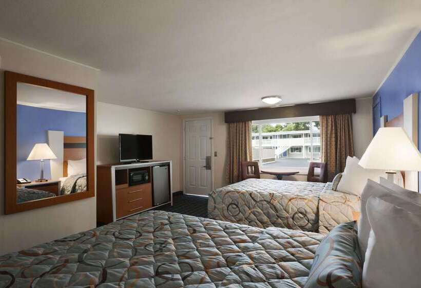 汽车旅馆 Days Inn By Wyndham Cape Cod