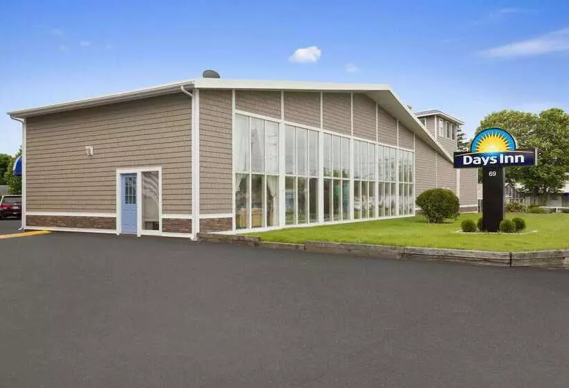 Мотель Days Inn By Wyndham   Cape Cod