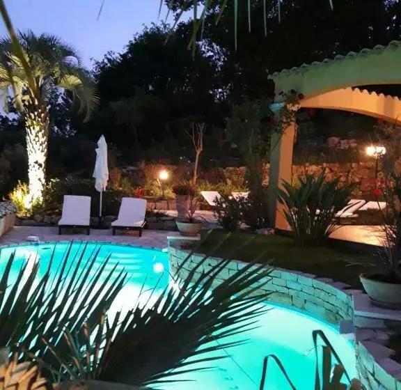 Aamiaismajoitus (B&B) La Dolce Vita Opio