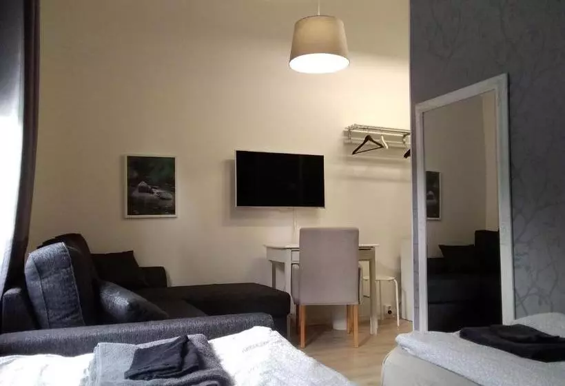 Aamiaismajoitus (B&B) Wanhan Aseman Majatalo