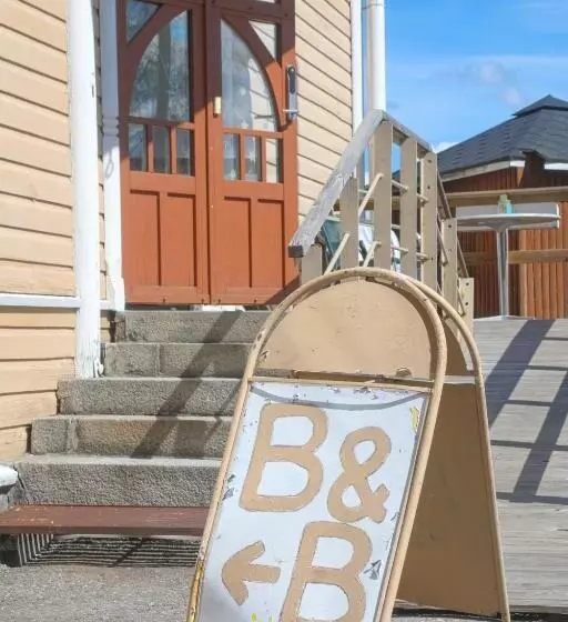 Aamiaismajoitus (B&B) Wanhan Aseman Majatalo