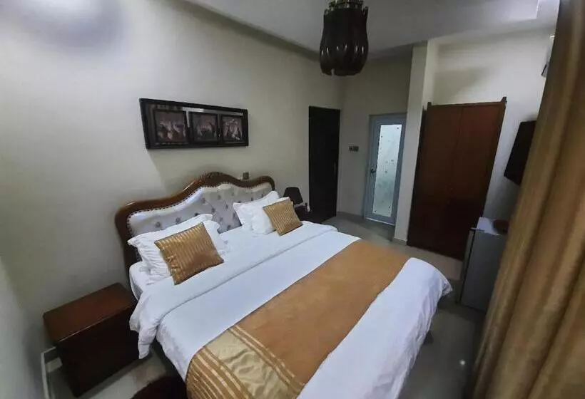 هتل Afri Royal