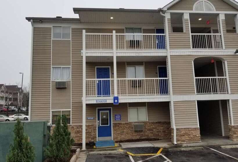 ホテル Intown Suites Extended Stay Atlanta Ga   Indian Trail