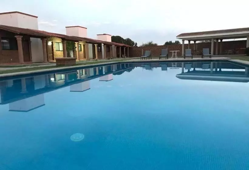 Hotelli Villas Amalur